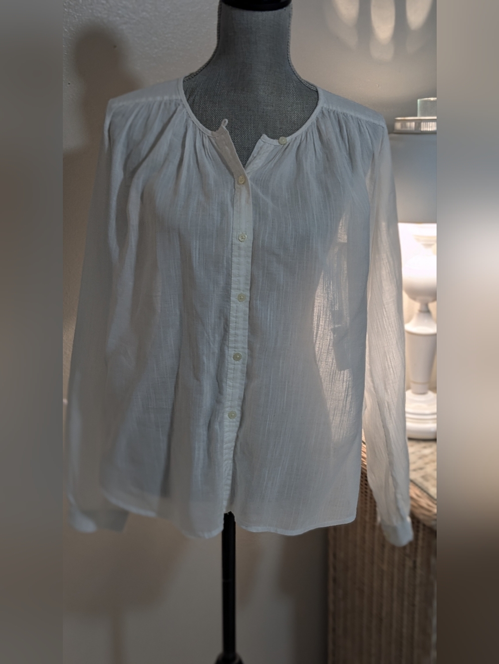 NWT GAP white Cotton Gauze Oversized Collarless button  Shirt medium 2